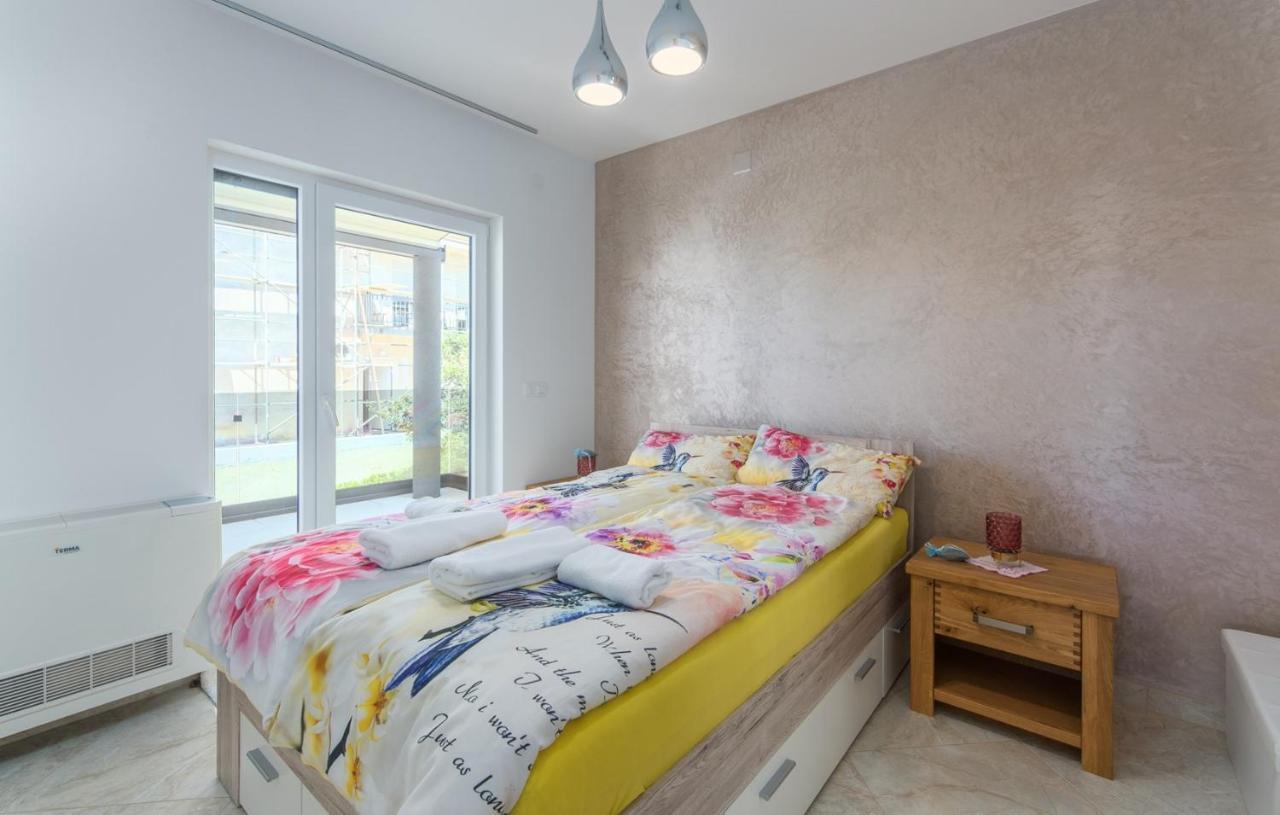 Modern Apartments With Shared Pool Near The Sea PUY Exterior foto