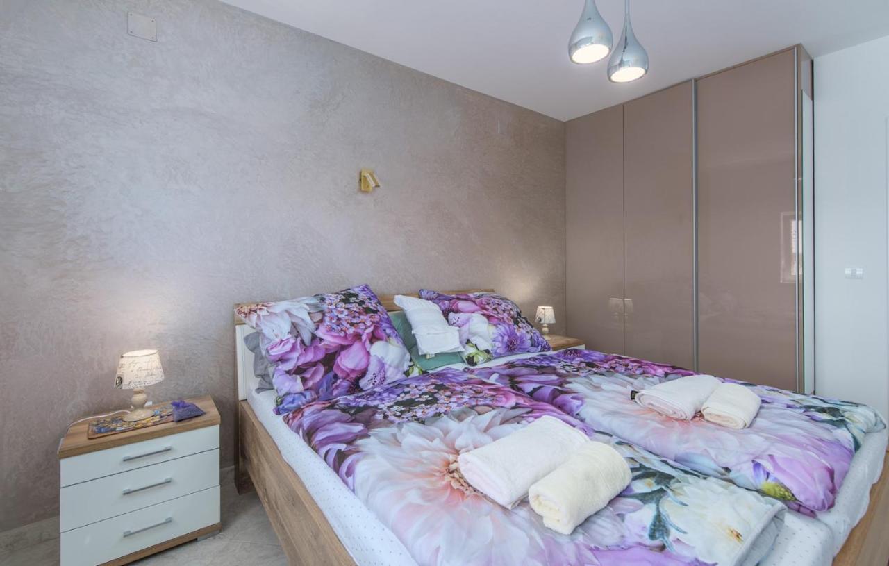 Modern Apartments With Shared Pool Near The Sea PUY Exterior foto
