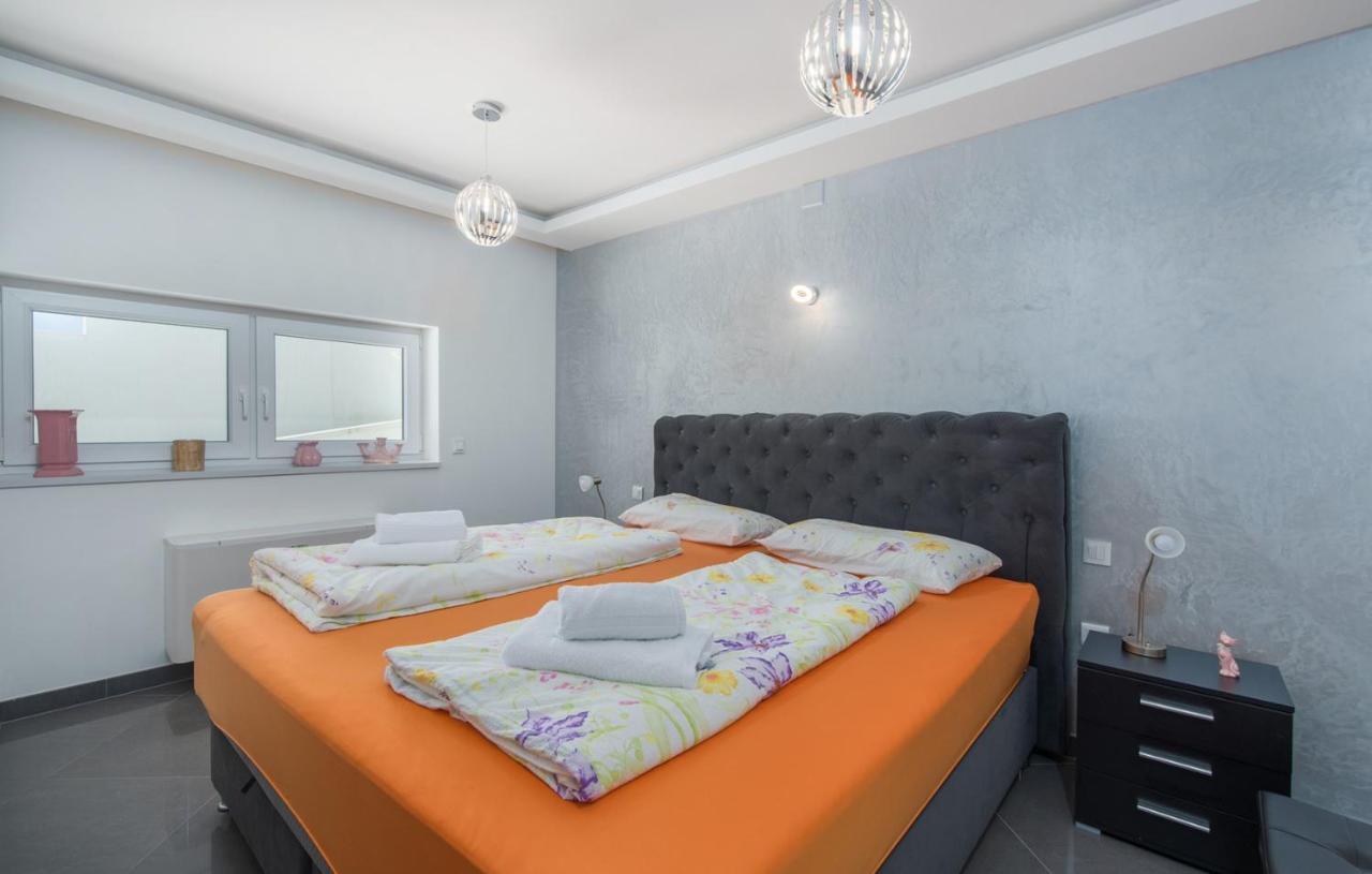 Modern Apartments With Shared Pool Near The Sea PUY Exterior foto